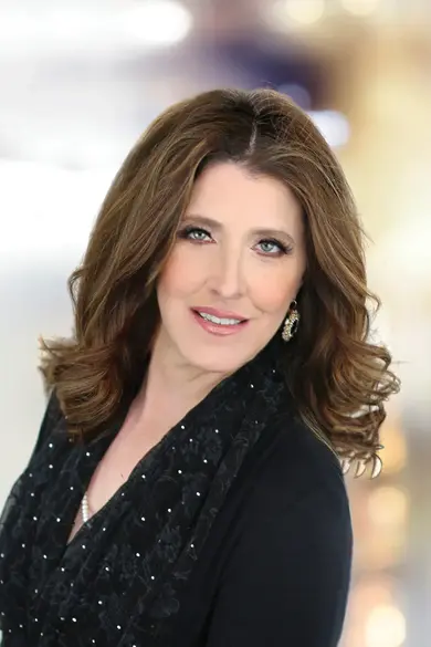 Portrait of Wendy Young, Lead Client Care Coordinator & Compliance Specialist | REALTOR®.